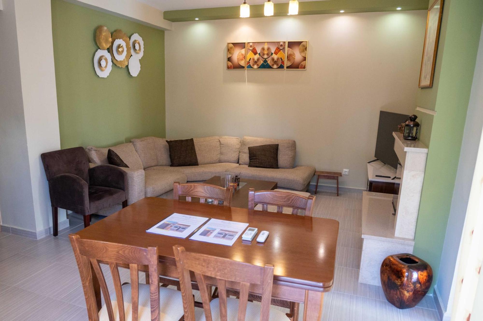 Lydia'S Inn 1 With Private Pool Melission Ngoại thất bức ảnh